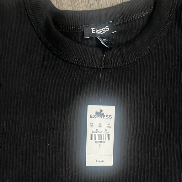 Express Fitted Ruffled Blouse - Picture 3 of 4